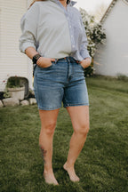 Judy Blue 2 Button Mid Length Dad Shorts JB15299