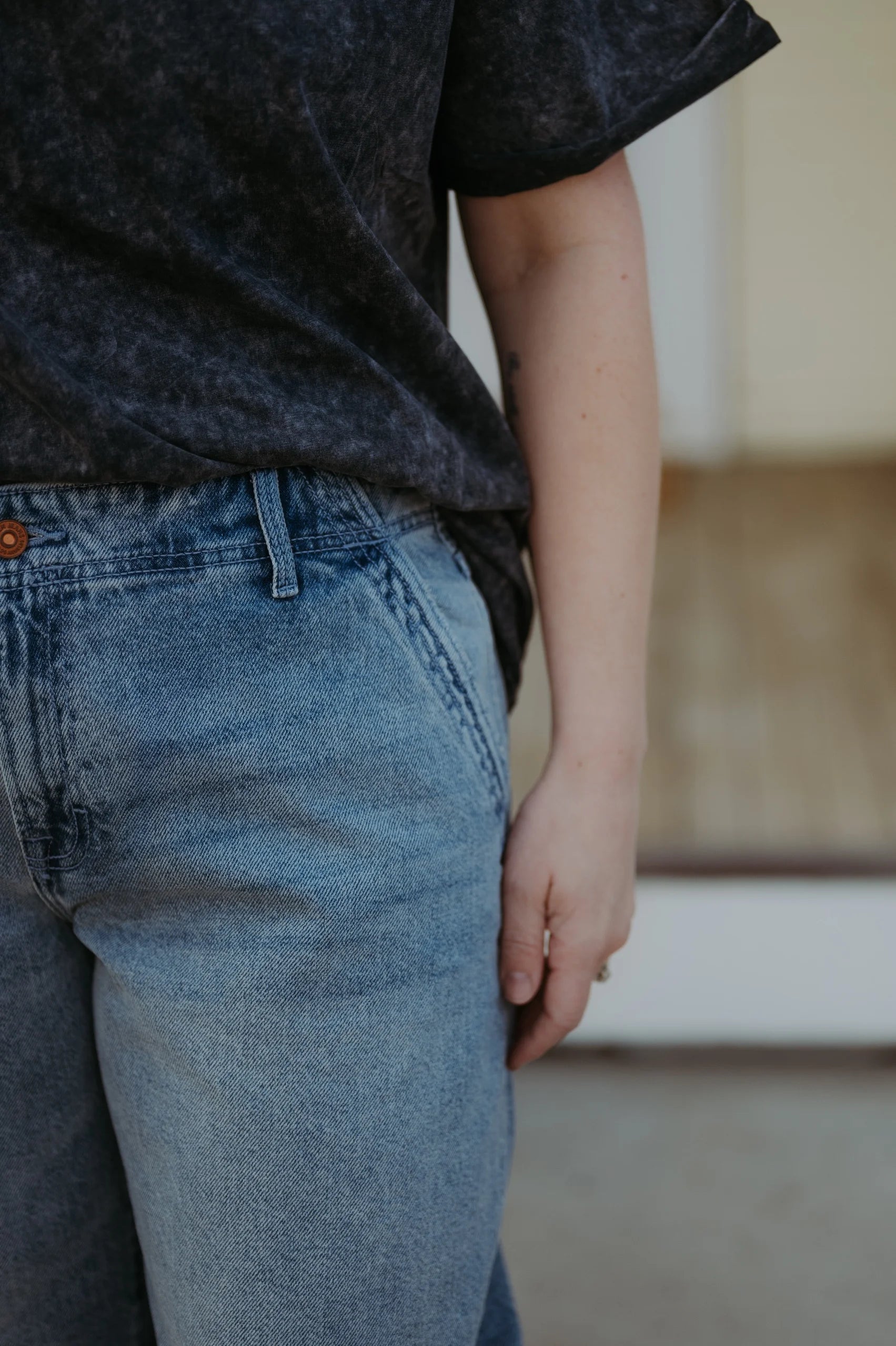 Hidden Sammie High Rise Barrel Jean