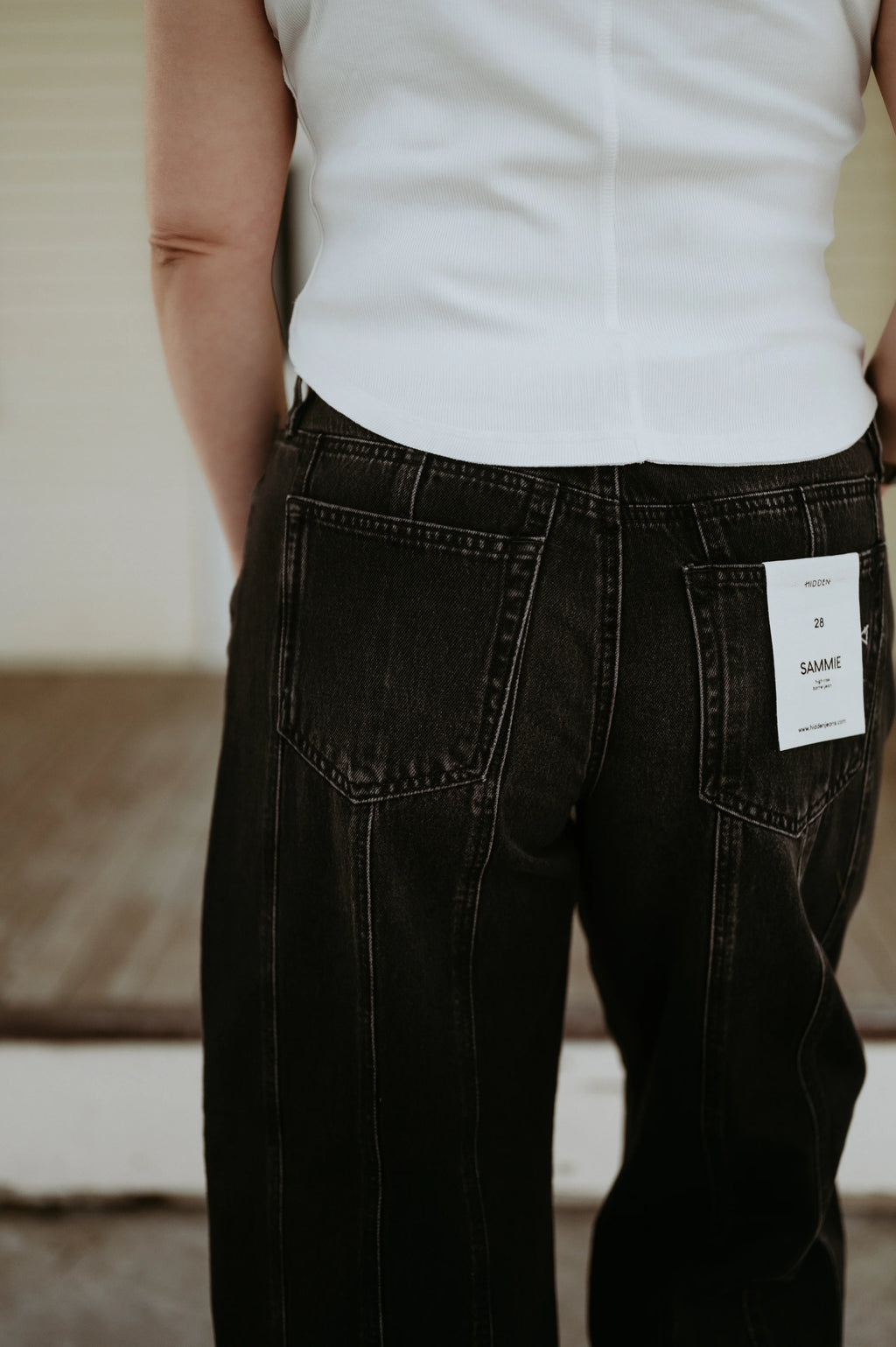 Hidden Sammie High Rise Vintage Black Barrel Jean