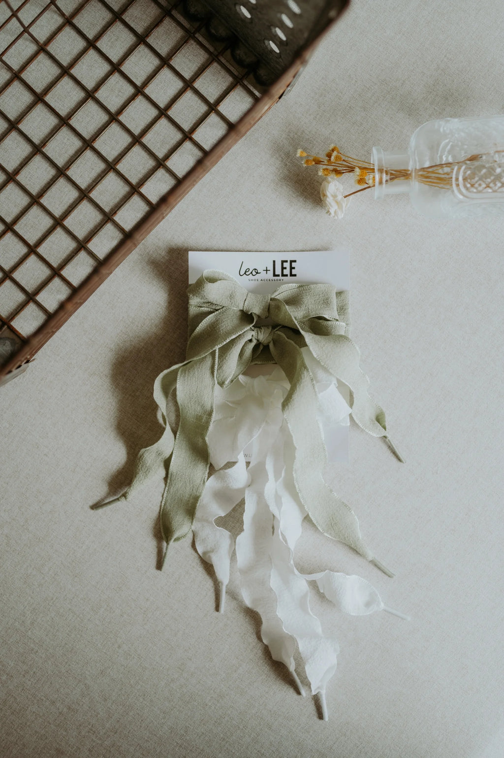 Leo & Lee Butterfly Shoe Lace Set (Sage Green And White)