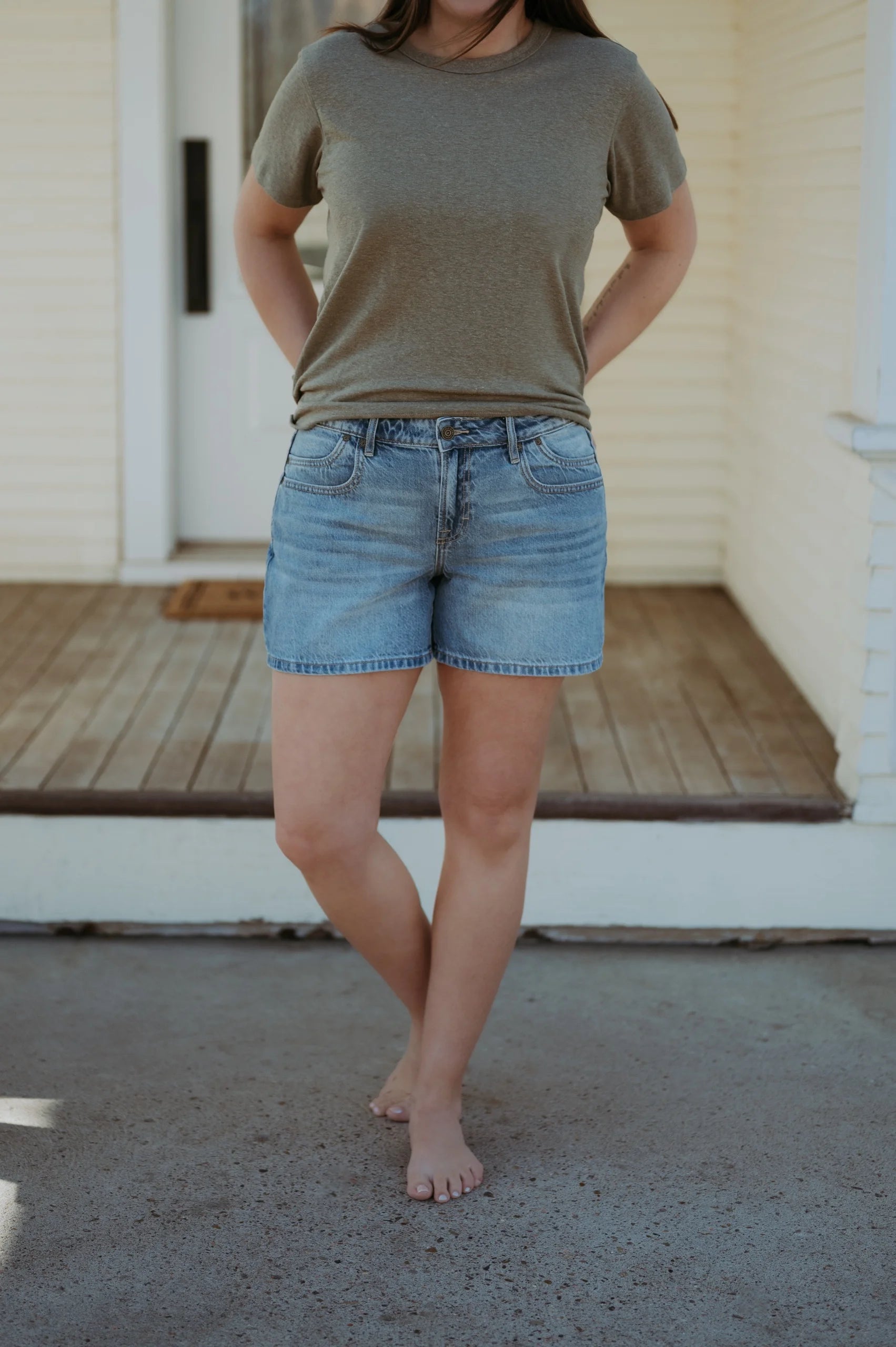 Hidden Sammie Midrise Barrel Short