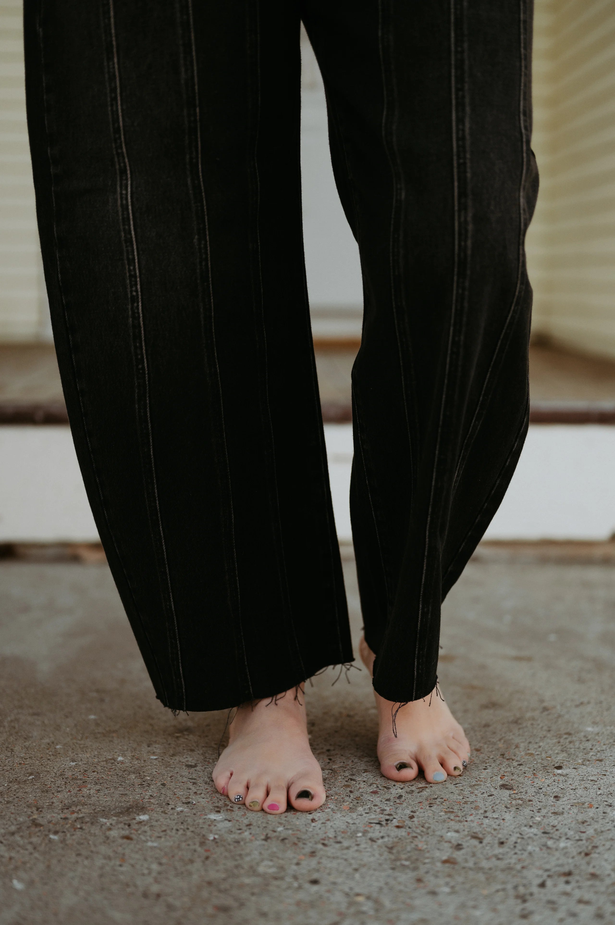 Hidden Sammie High Rise Vintage Black Barrel Jean