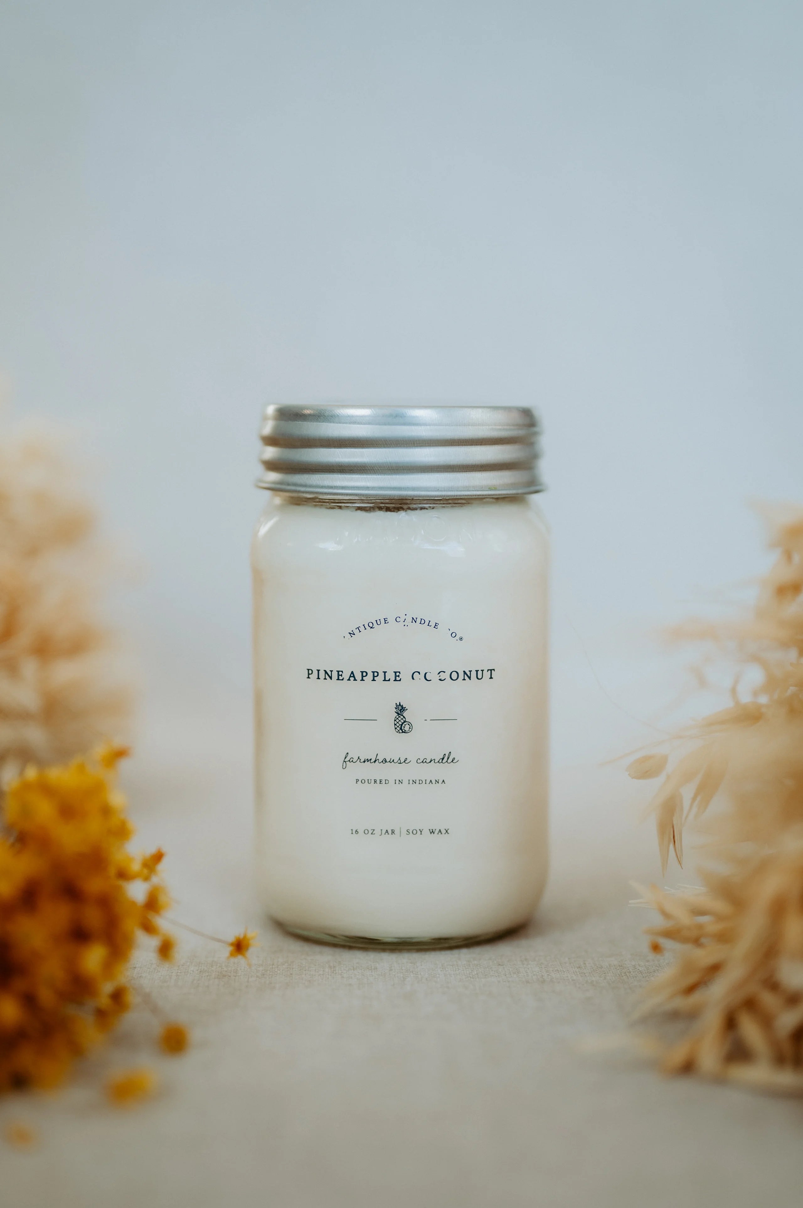 Antique Candle Co. Pineapple Coconut 16 Ounce
