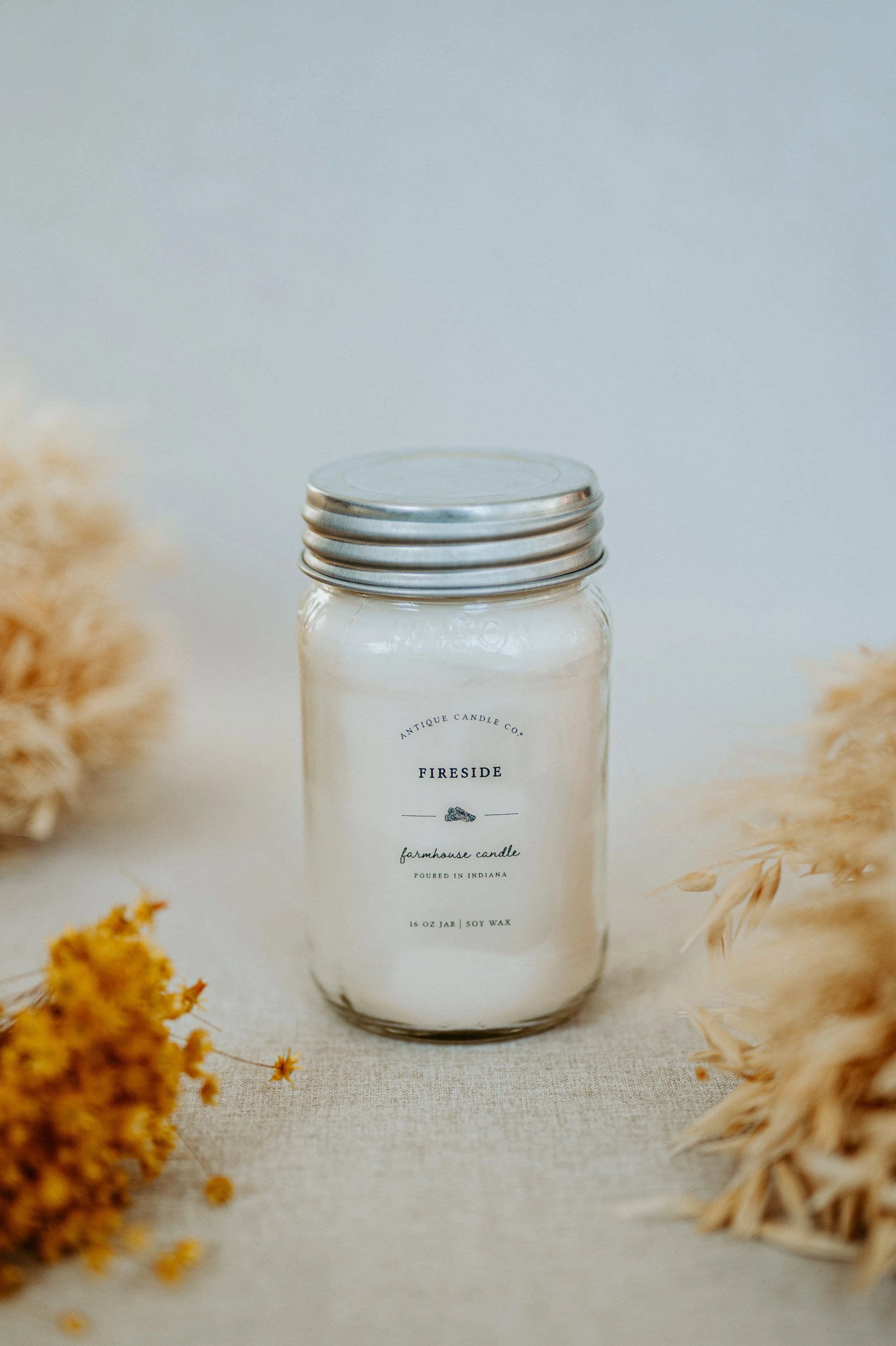 Antique Candle Co. Fireside 16 Ounce