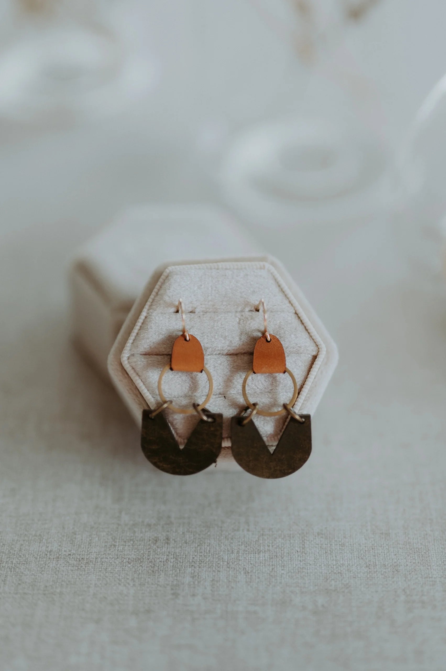 Sunward Dangling Gray Earrings