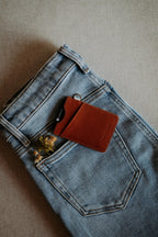 Thread Vertical Wallet (Moxie)