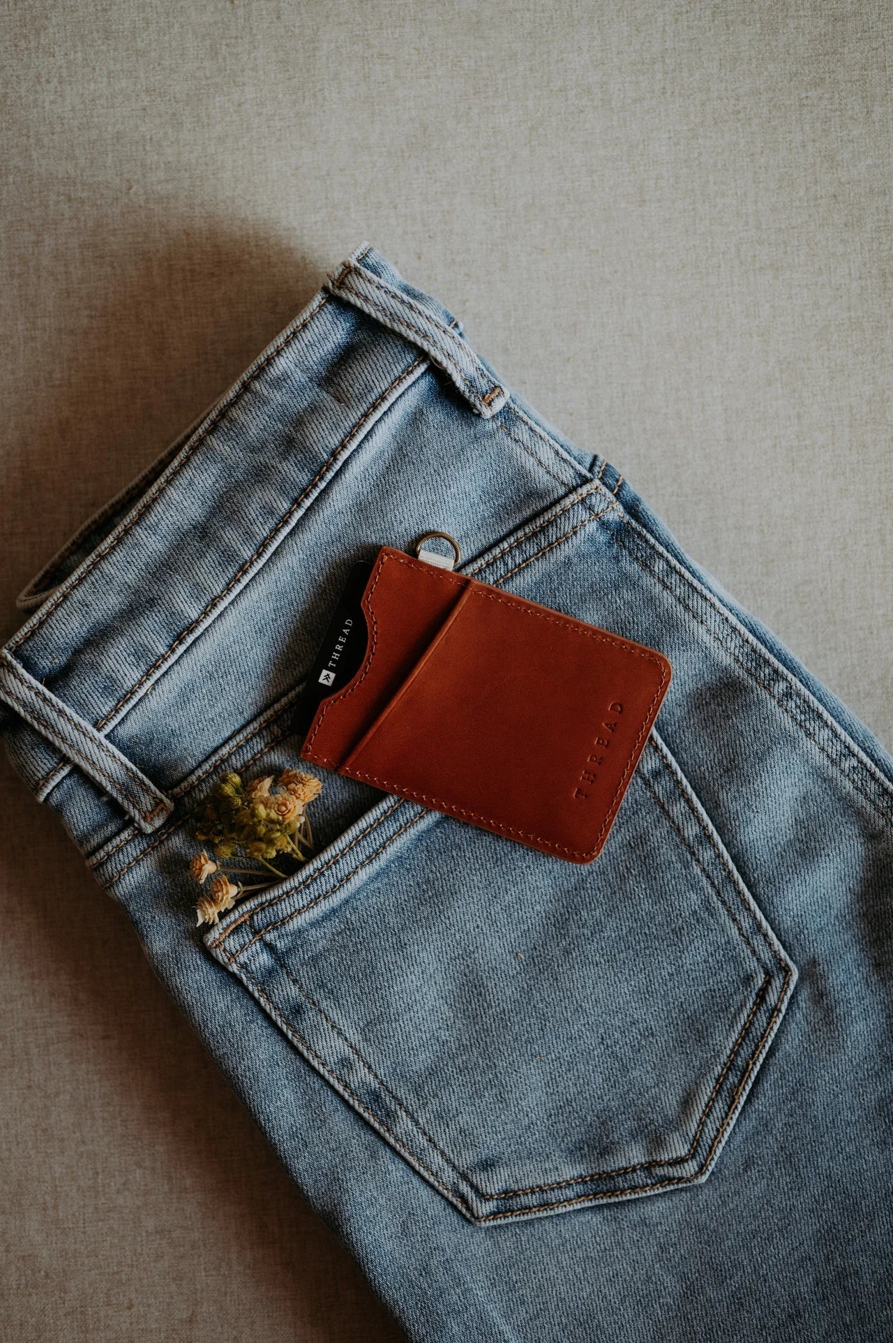 Thread Vertical Wallet (Moxie)