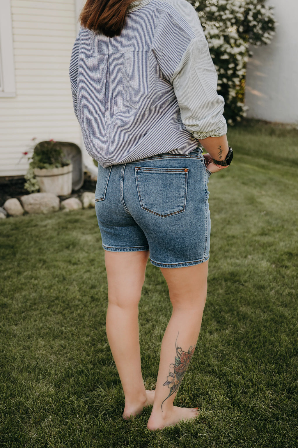 Judy Blue 2 Button Mid Length Dad Shorts JB15299