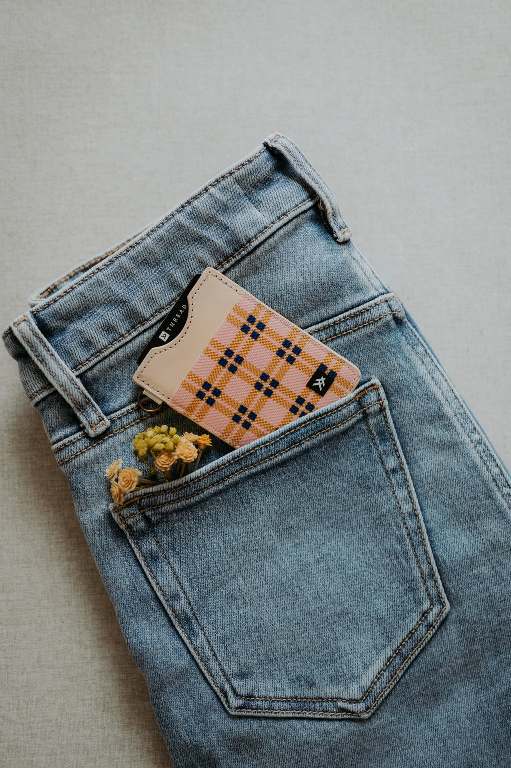 Thread Vertical Wallet (Willow)