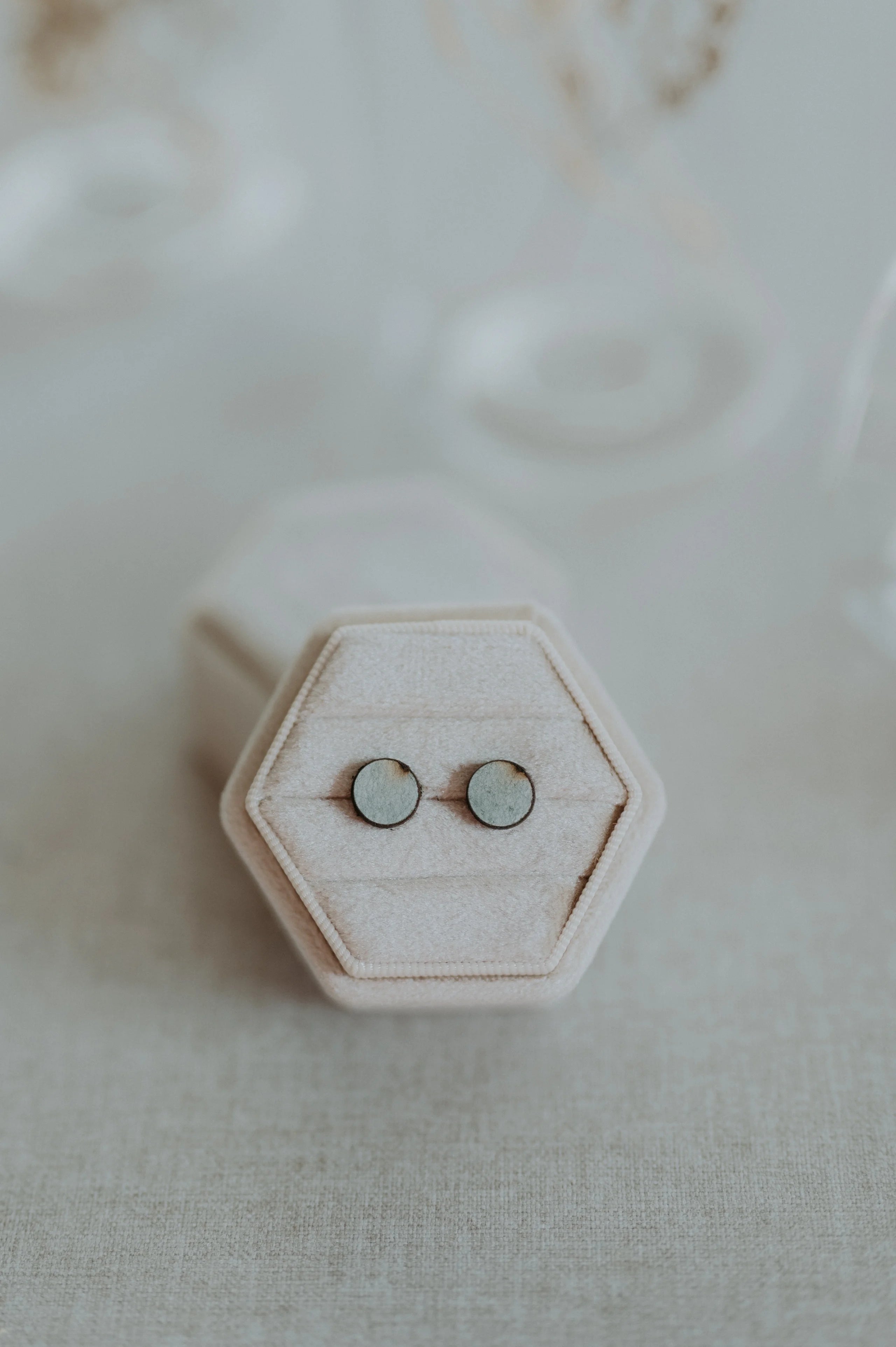 Sunward Round Studs - Gray