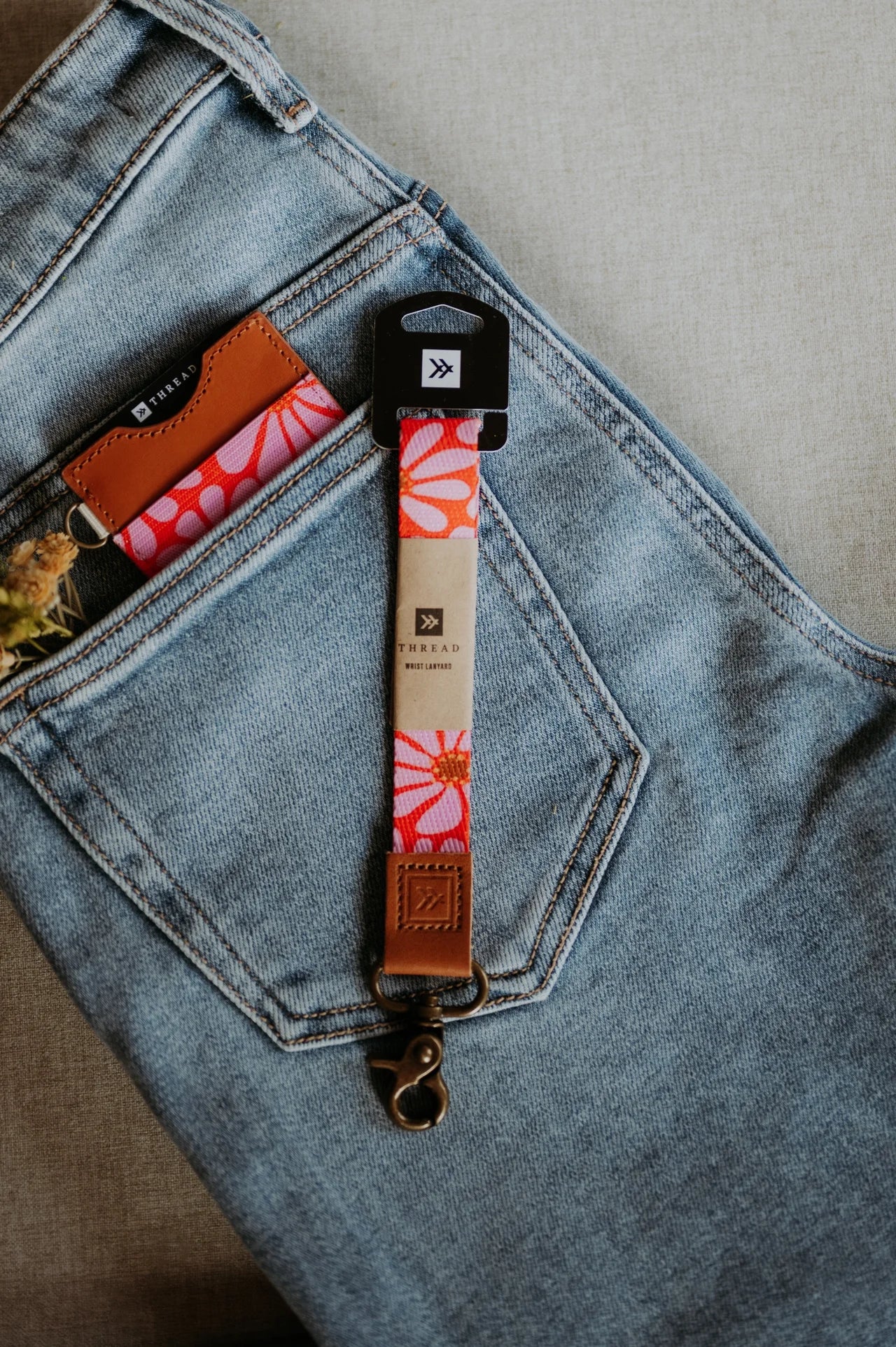 Thread Wrist Lanyard (Emmeline Red/Pink)