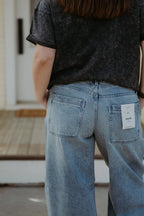 Hidden Sammie High Rise Barrel Jean
