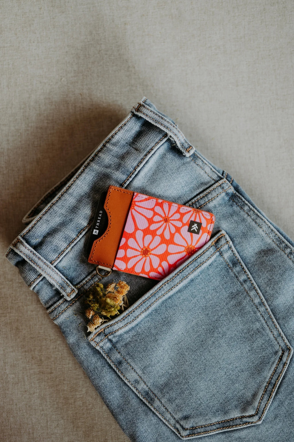 Thread Vertical Wallet (Emmeline Red/Pink)