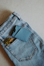 Thread Vertical Wallet (Surf Blue)