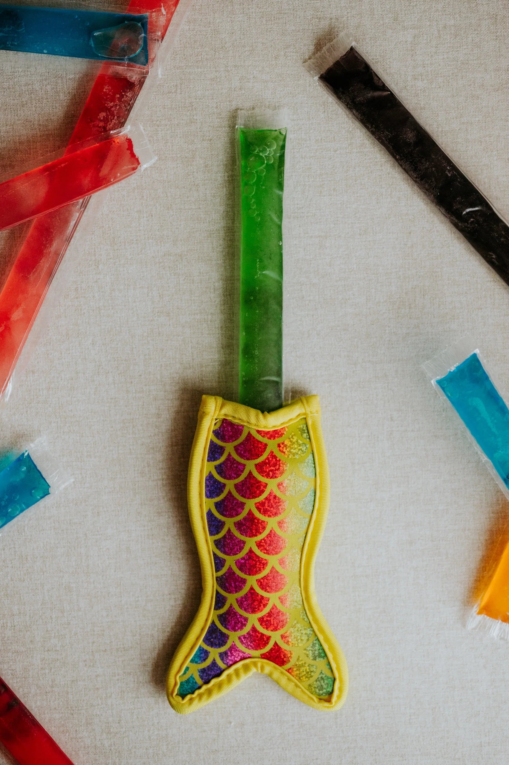 Popsicle Sleeve - Yellow Mermaid Tail