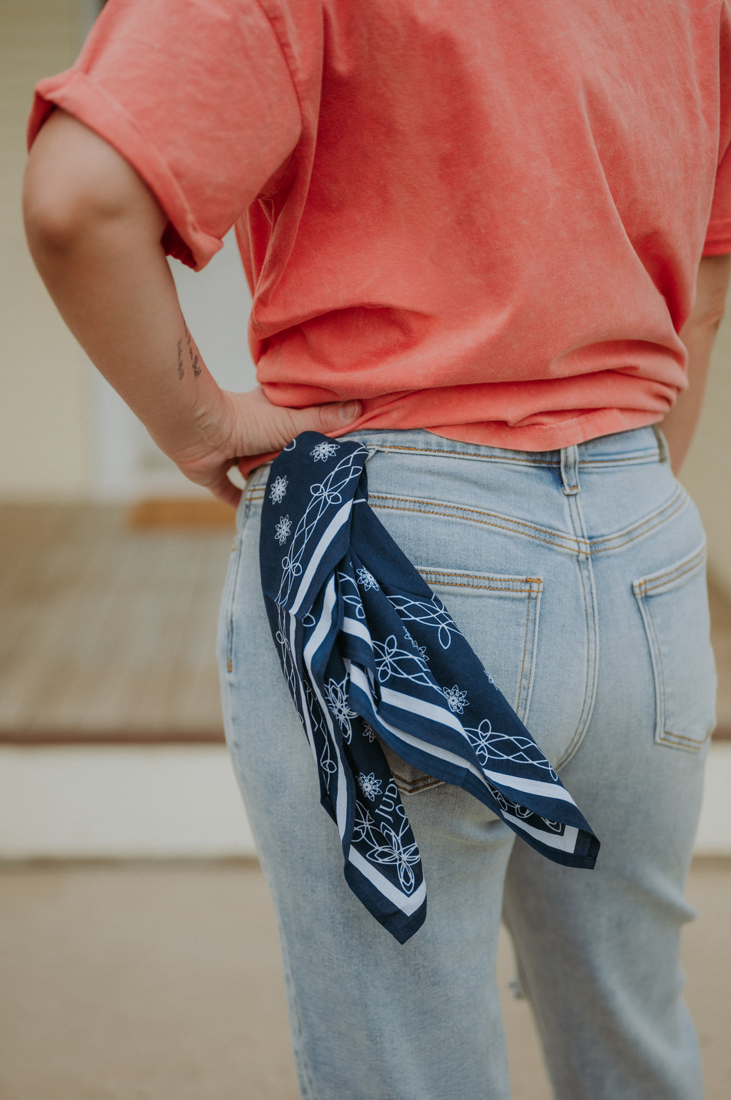 Judy Blue Boyfriend Mid Rise W/ Bandana Loop JB82723